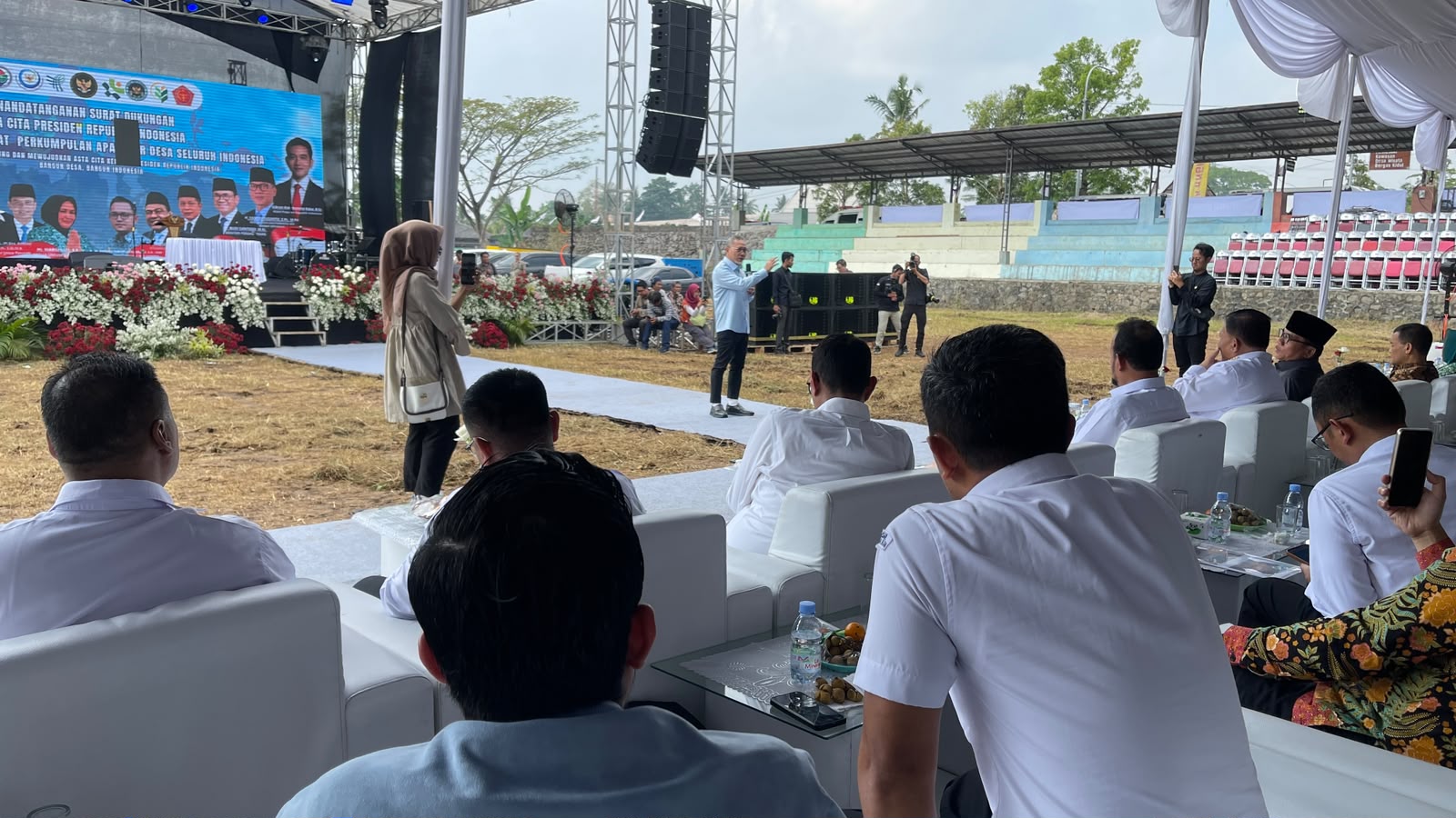 Zulhas Tegaskan Program Makan Bergizi Gratis Jalan Terus, Koperasi Desa Dilibatkan