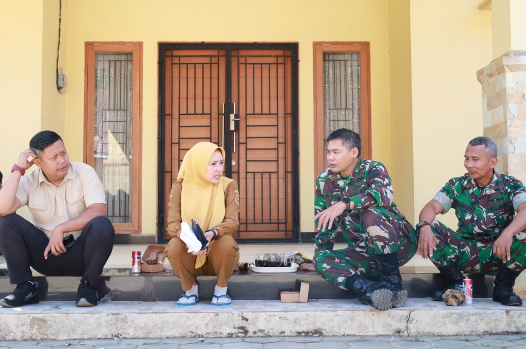TMMD 129 Dikebut, Danramil Bruno dan Kades Watuduwur Tak Mau Kecolongan