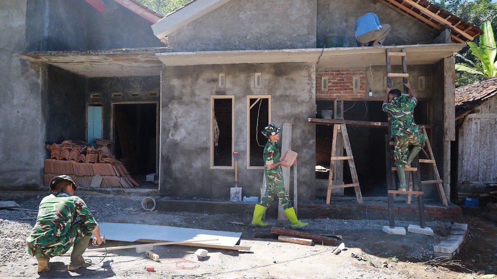 Dinding Mulai Diplester, Rumah Ngaliman di Purworejo Tembus 70 Persen
